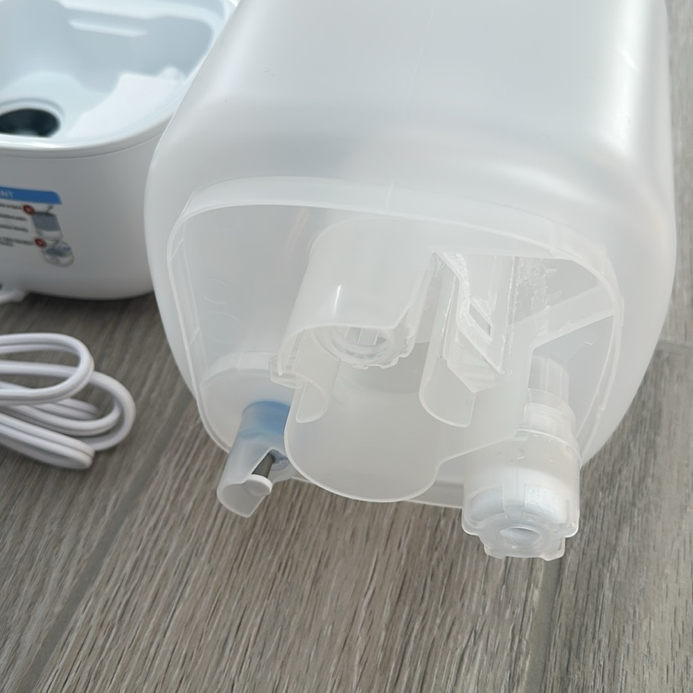 LEVOIT Humidifier - Picture 9 of 14